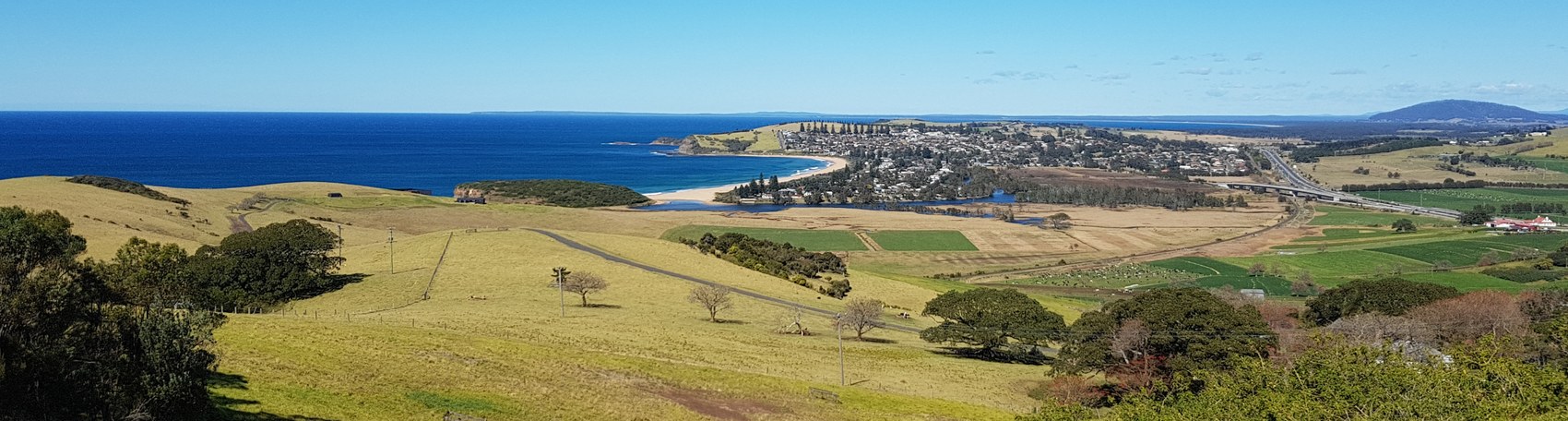 Южное побережье со смотровой Gerringong по дороге в Jervis Bay