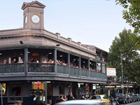 Краун-стрит в Сарри-Хиллс